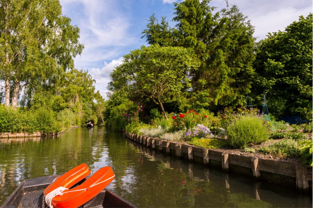 Balade en barque en famille à Amiens